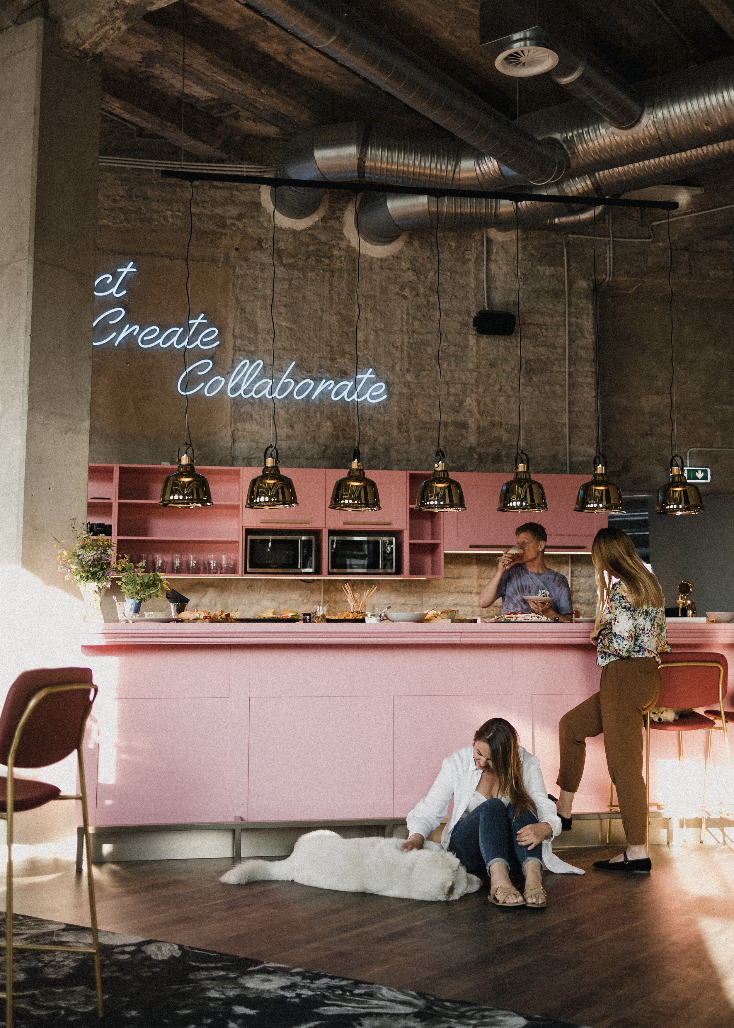Workland Fahle pink kitchen is where everybody meets for coffee!